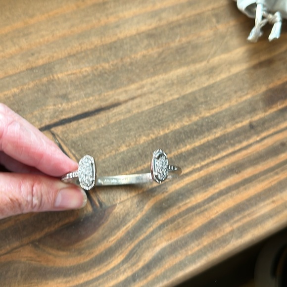 Kendra Scott Bracelet - Picture 4 of 9